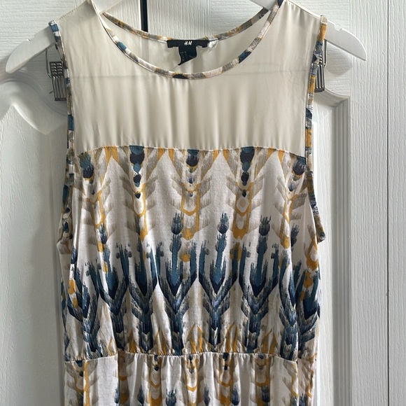H&M Summer Dress Medium - Picture 2 of 8